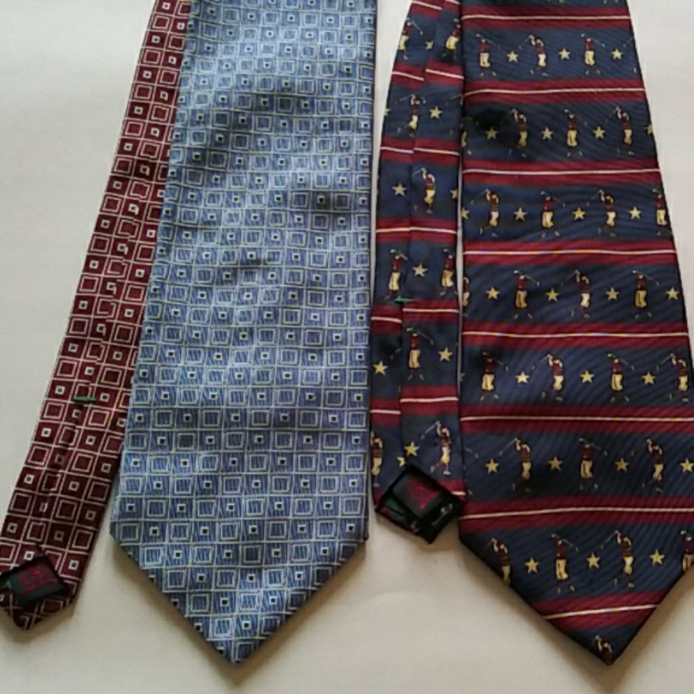 2 pc Tommy Hilfiger ties